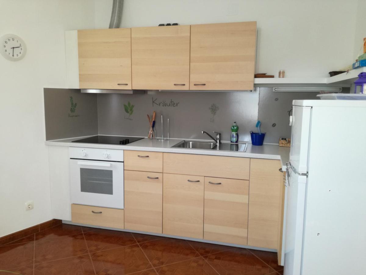 Apartments Pegla Nerezine Bagian luar foto